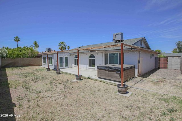 907 W MESQUITE Street, Chandler, AZ 85225
