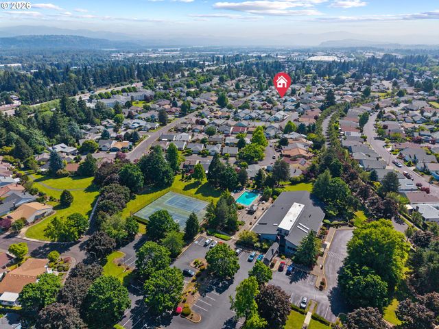 2210 Ne 156TH Ave, Portland, OR 97230
