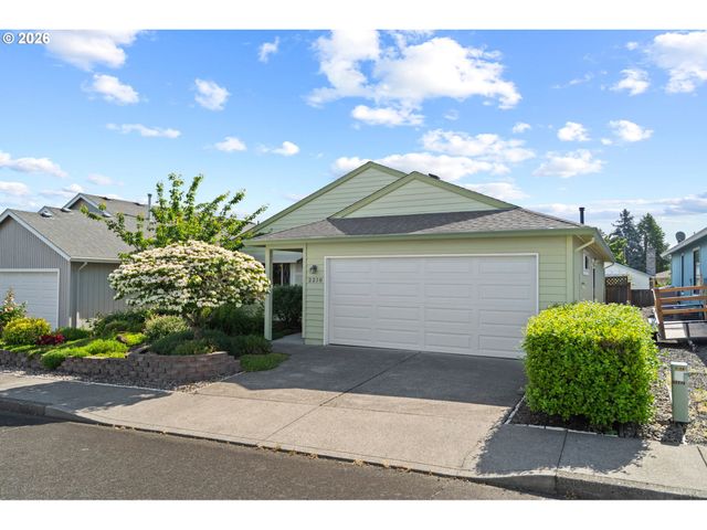 2210 Ne 156TH Ave, Portland, OR 97230