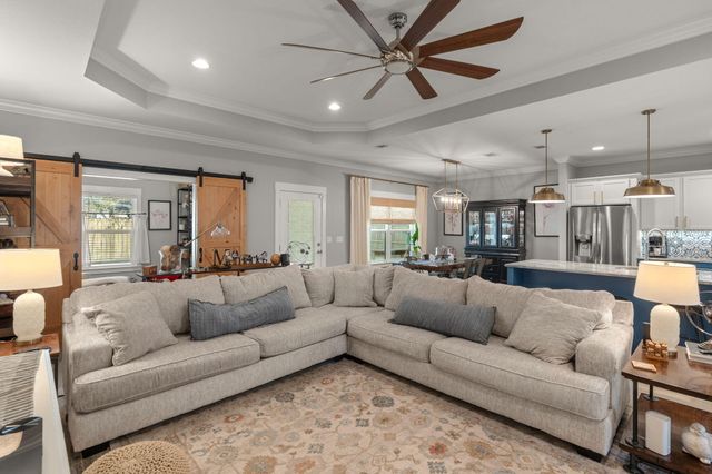 1516 W Ponderosa Road, Fort Walton Beach, FL 32547