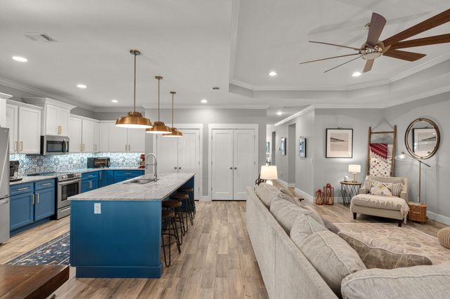 1516 W Ponderosa Road, Fort Walton Beach, FL 32547