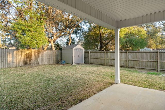 1516 W Ponderosa Road, Fort Walton Beach, FL 32547