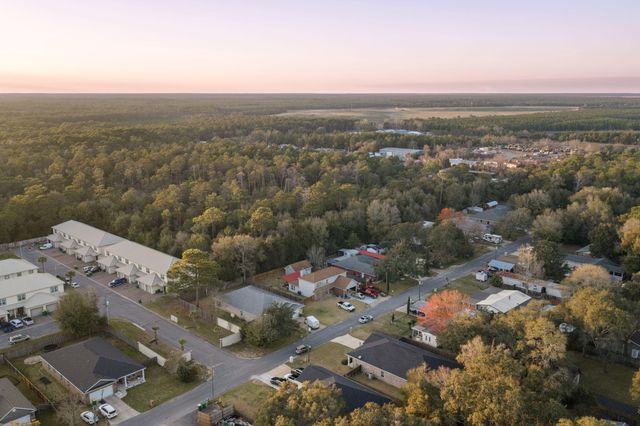 1516 W Ponderosa Road, Fort Walton Beach, FL 32547