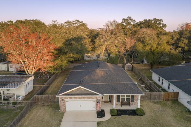 1516 W Ponderosa Road, Fort Walton Beach, FL 32547