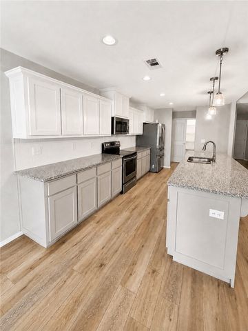 5 Henley Lane, Bella Vista, AR 72714