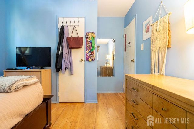 5 Stanley Road, East Brunswick, NJ 08816