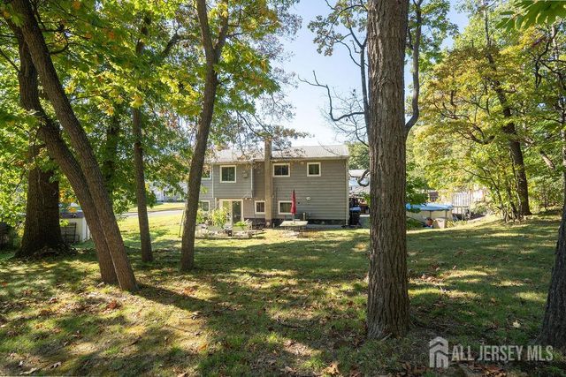 5 Stanley Road, East Brunswick, NJ 08816