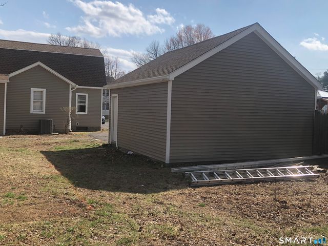 176 Sisson Street, East Hartford, CT 06118