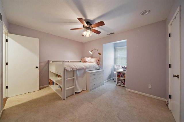 8262 W 117th Street, Overland Park, KS 66210