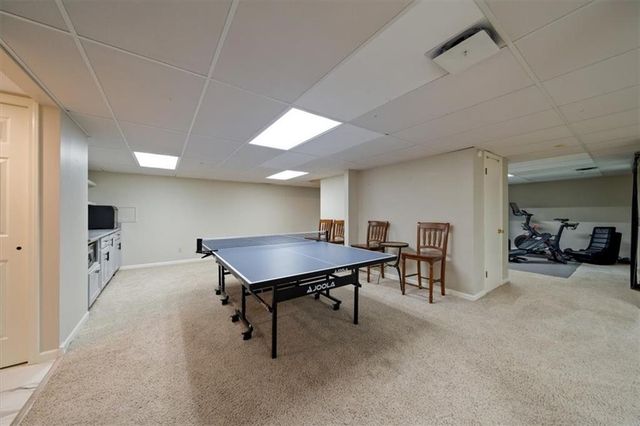 8262 W 117th Street, Overland Park, KS 66210