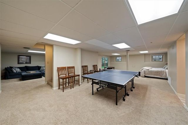 8262 W 117th Street, Overland Park, KS 66210