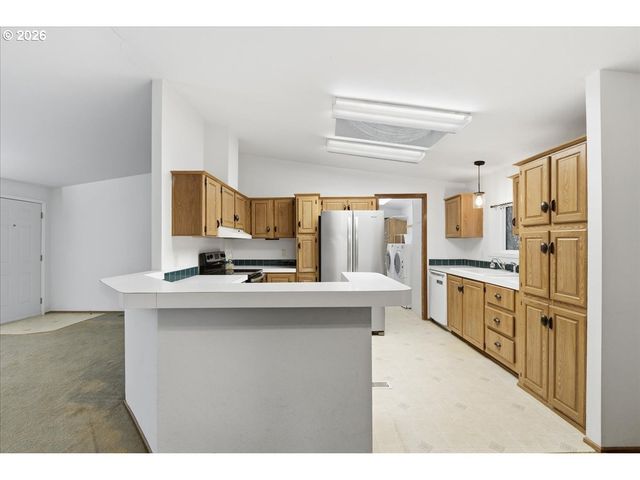 10400 Se COOK Ct 166, Milwaukie, OR 97222