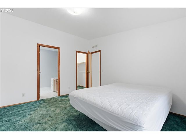 10400 Se COOK Ct 166, Milwaukie, OR 97222