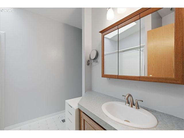 10400 Se COOK Ct 166, Milwaukie, OR 97222