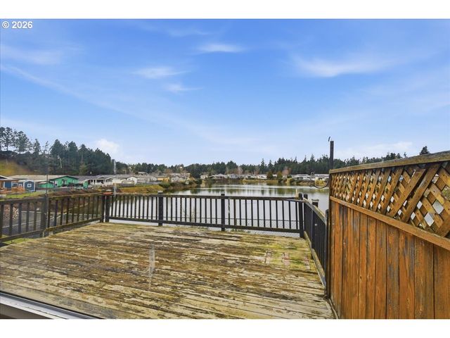 10400 Se COOK Ct 166, Milwaukie, OR 97222