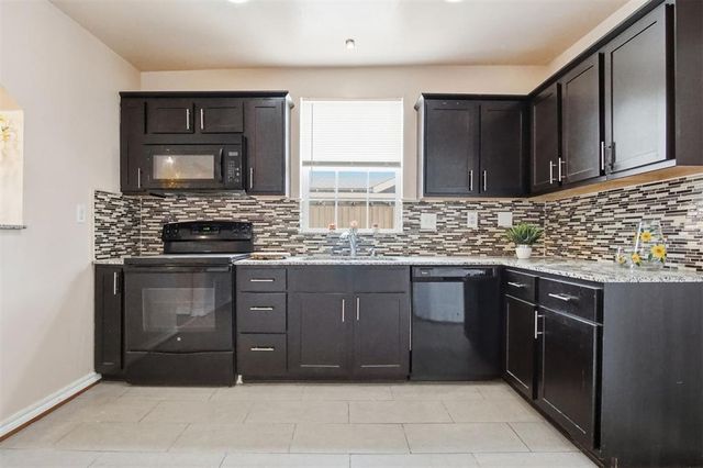 1424 NW 33rd Street, Oklahoma City, OK 73118