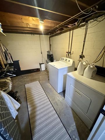 4041 Lester Drive, Grand Rapids, MI 49525