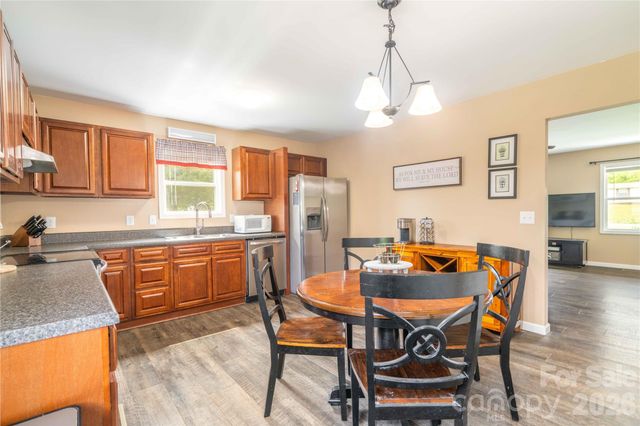 6925 S Nc Highway 150 Highway, Lexington, NC 27295