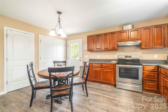6925 S Nc Highway 150 Highway, Lexington, NC 27295