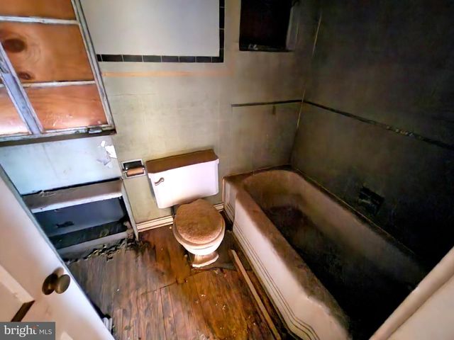 230 S POTOMAC ST, Hagerstown, MD 21740