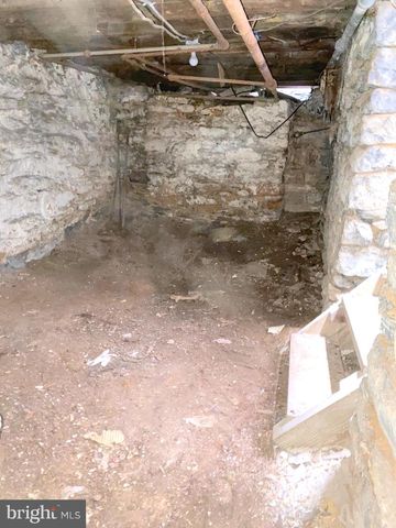 230 S POTOMAC ST, Hagerstown, MD 21740