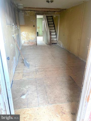 230 S POTOMAC ST, Hagerstown, MD 21740