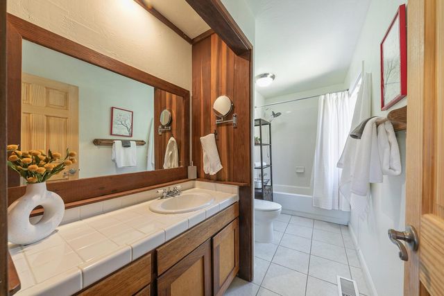 11566 Rhineland Avenue, Truckee, CA 96161