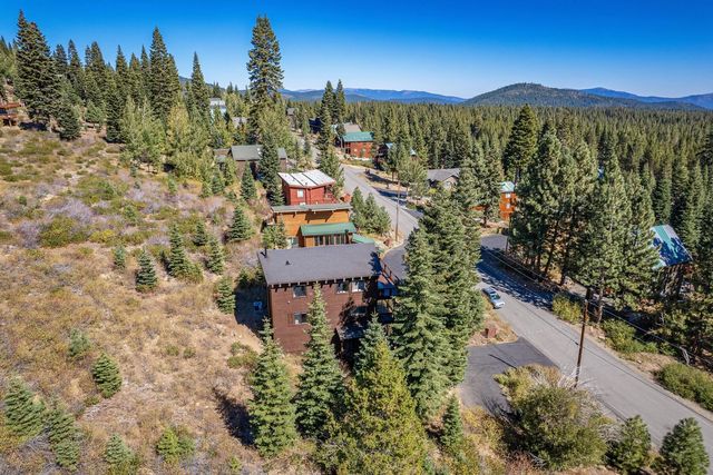 11566 Rhineland Avenue, Truckee, CA 96161