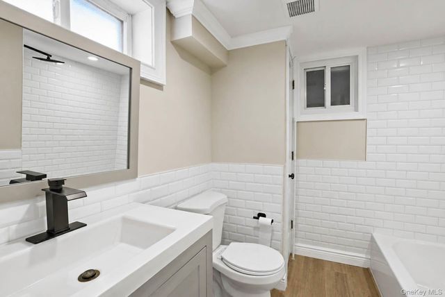 1365 Langdon Boulevard, Rockville Centre, NY 11570