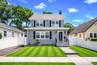 1365 Langdon Boulevard, Rockville Centre, NY 11570