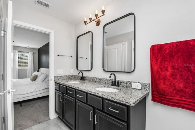 5075 CASPIAN STREET, St Cloud, FL 34771