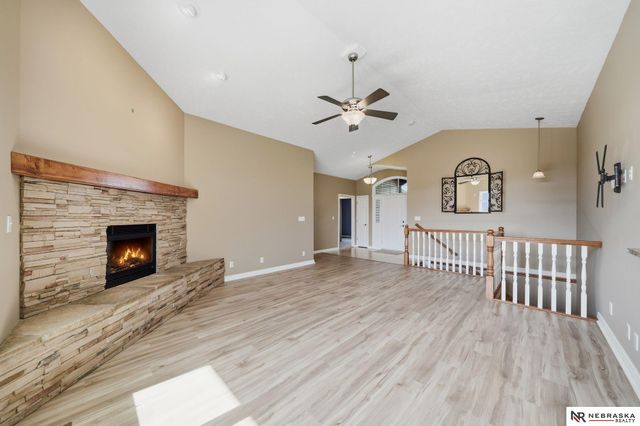 5460 Rockford Drive, Lincoln, NE 68521