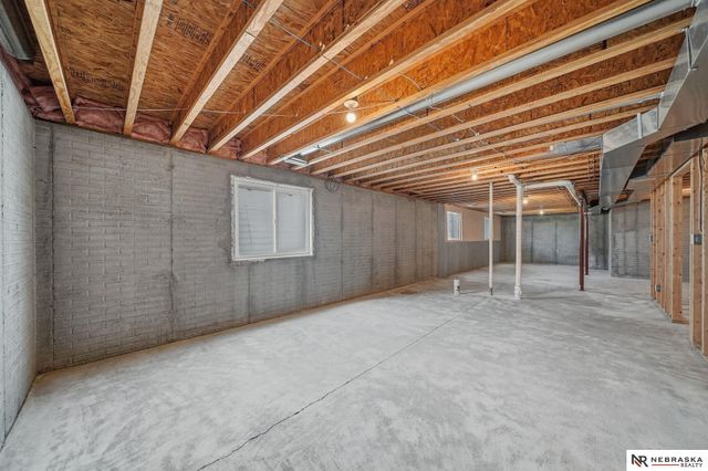 5460 Rockford Drive, Lincoln, NE 68521