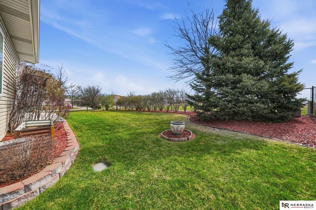 5460 Rockford Drive, Lincoln, NE 68521