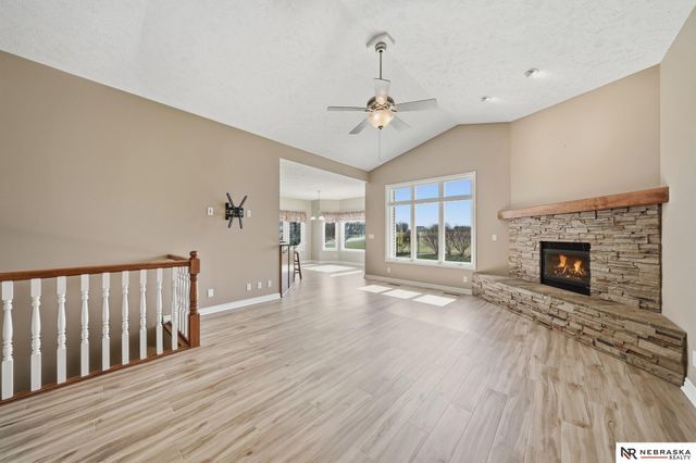 5460 Rockford Drive, Lincoln, NE 68521