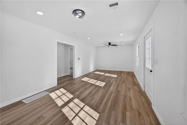 1230 W 25th Street S, Independence, MO 64052