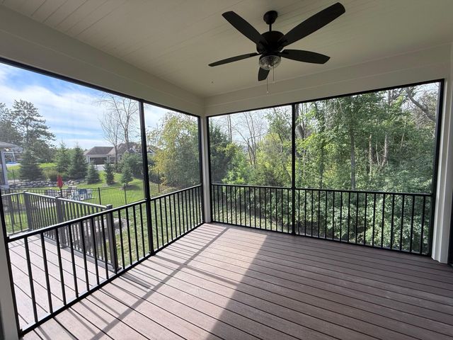 4636 Fable Road N, Hugo, MN 55038
