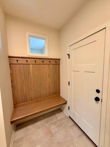 4636 Fable Road N, Hugo, MN 55038