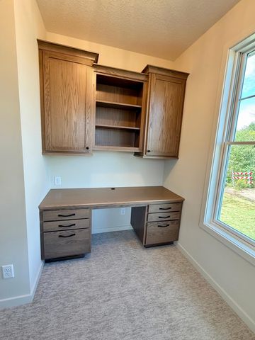 4636 Fable Road N, Hugo, MN 55038