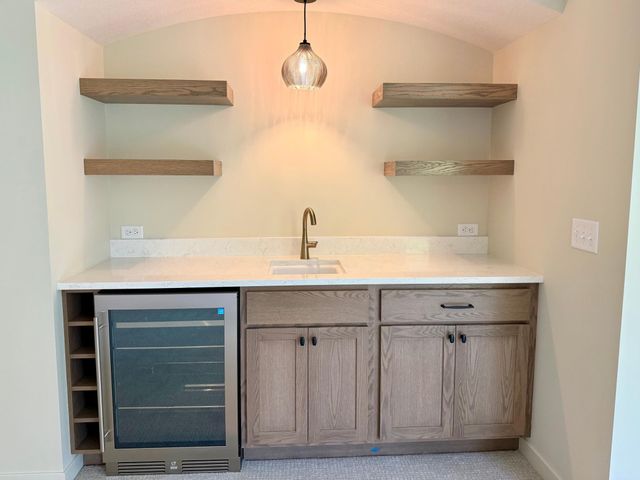4636 Fable Road N, Hugo, MN 55038