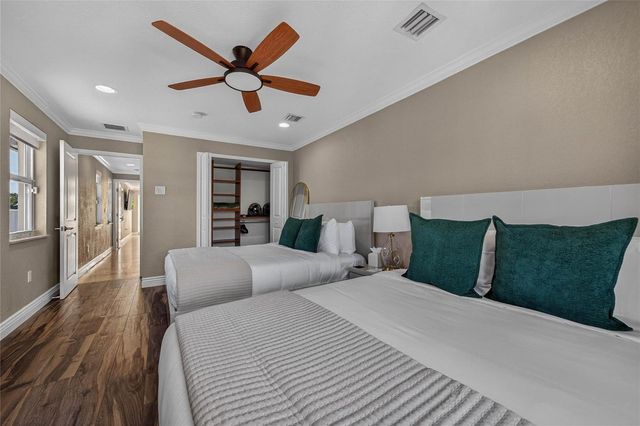 1215 NE 1st Street, Fort Lauderdale, FL 33301