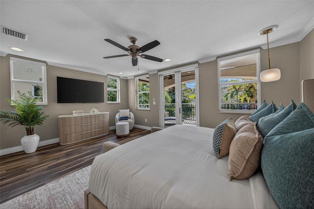 1215 NE 1st Street, Fort Lauderdale, FL 33301