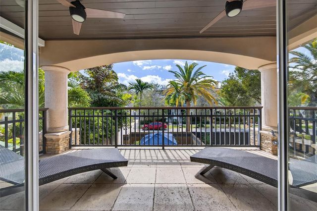 1215 NE 1st Street, Fort Lauderdale, FL 33301