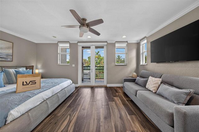 1215 NE 1st Street, Fort Lauderdale, FL 33301