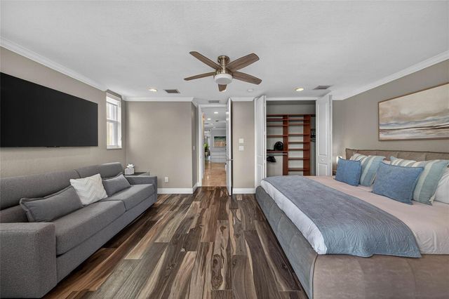1215 NE 1st Street, Fort Lauderdale, FL 33301