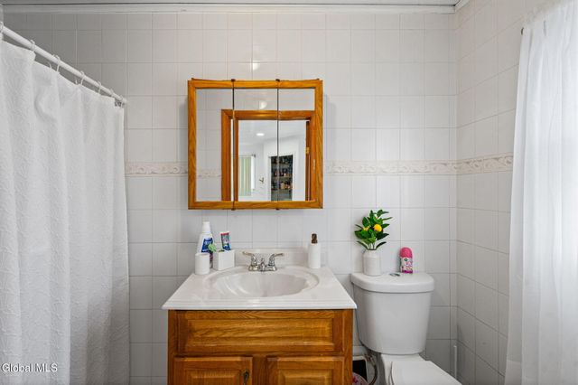 837 Harrison Avenue, Schenectady, NY 12306