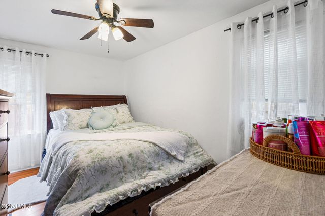 837 Harrison Avenue, Schenectady, NY 12306