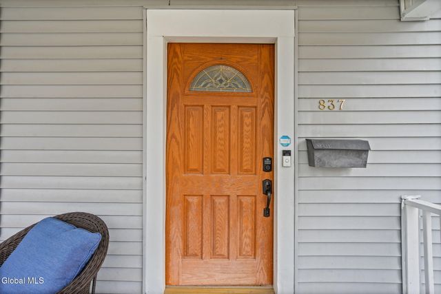 837 Harrison Avenue, Schenectady, NY 12306