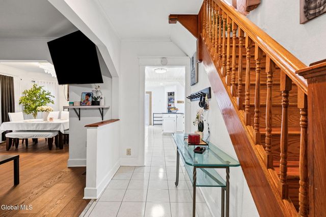 837 Harrison Avenue, Schenectady, NY 12306