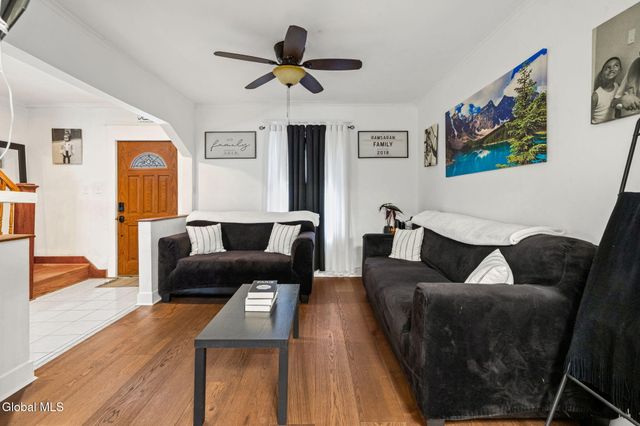 837 Harrison Avenue, Schenectady, NY 12306